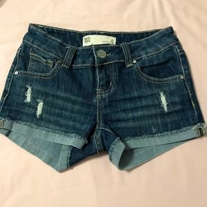 Women’s jean shorts